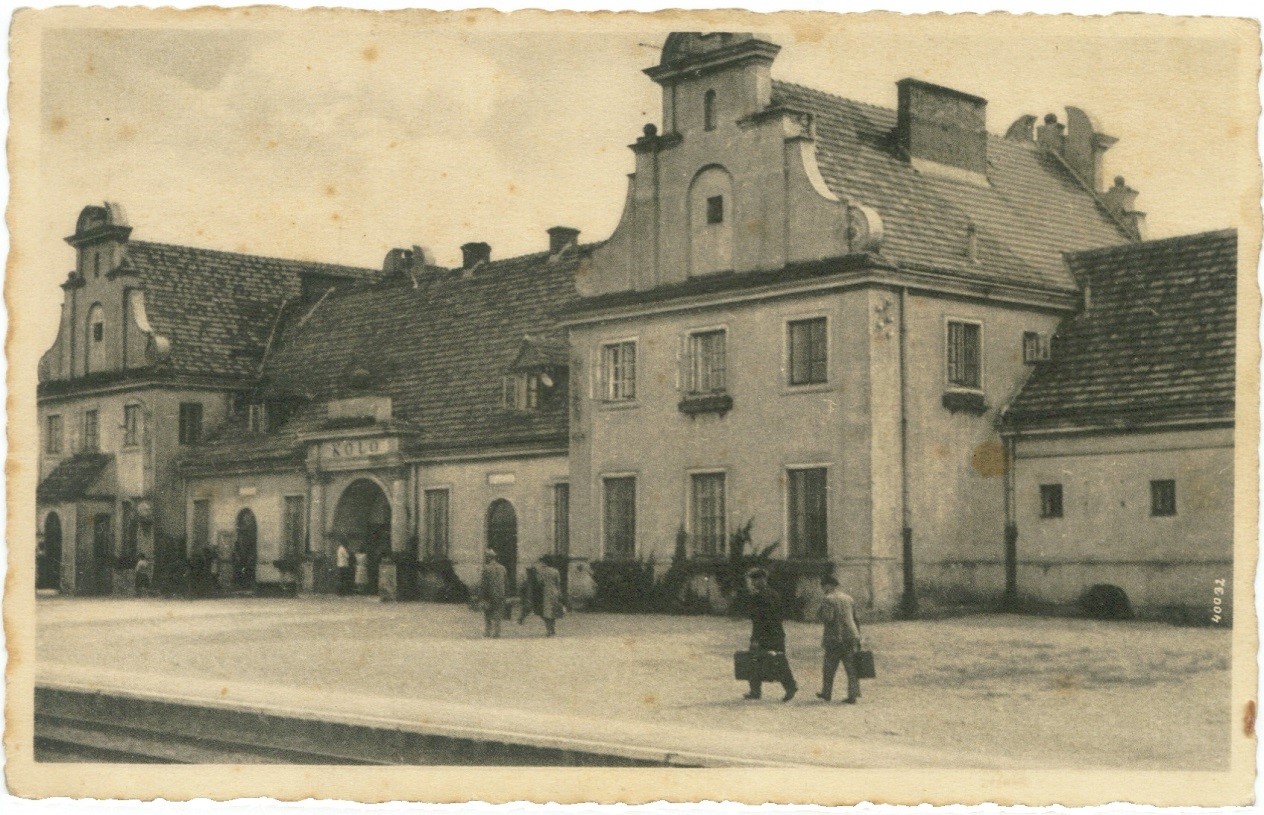Dworzec kolejowy w Kole. Widokówka z lat 1940-1945. Ze zbiorów Pana Roberta Krysztofowicza.