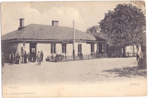 Budynek poczty. Fot. C. Dobrzelewski. Nakł. W. Michel. Data koresp. 12.04.1908 r. Ze zbiorów Muzeum Technik Ceramicznych w Kole.