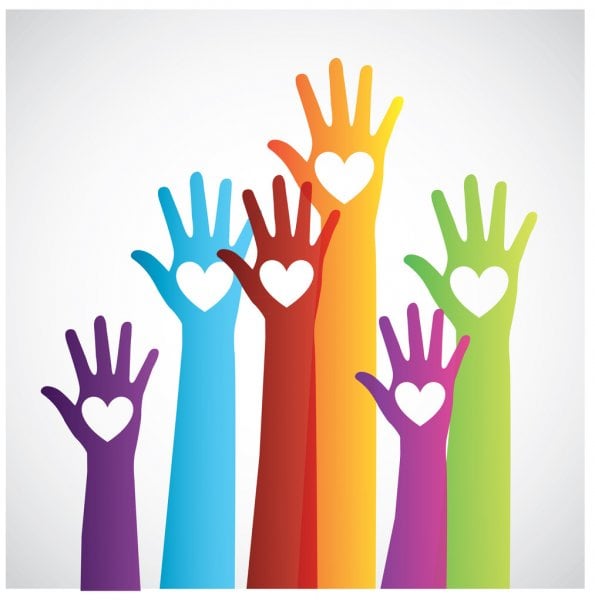 Grafika przedstawia podniesione kolorowe ręce z sercami na dłoniach.