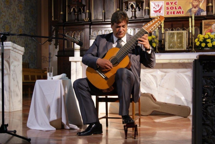Jose D’Aragon zagrał w Kole