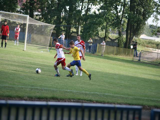 Olimpia zgasiła Płomyk II 2:0