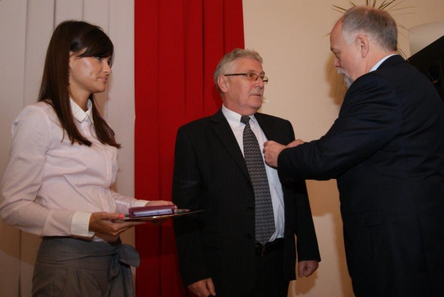 Złoty Krzyż Zasługi dla Henryka Perzyńskiego