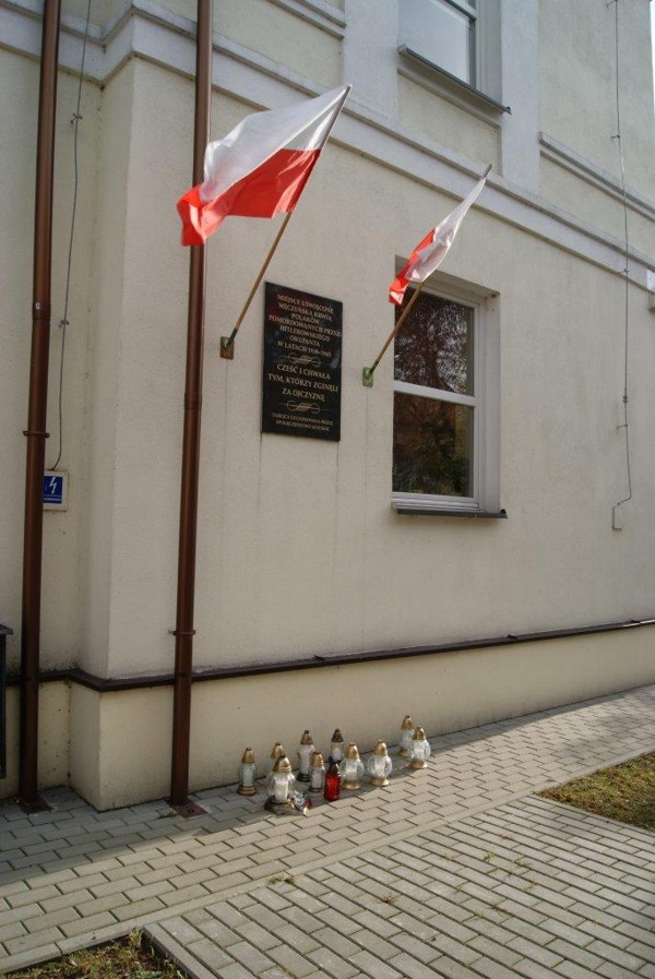 Zapalili znicze pamięci