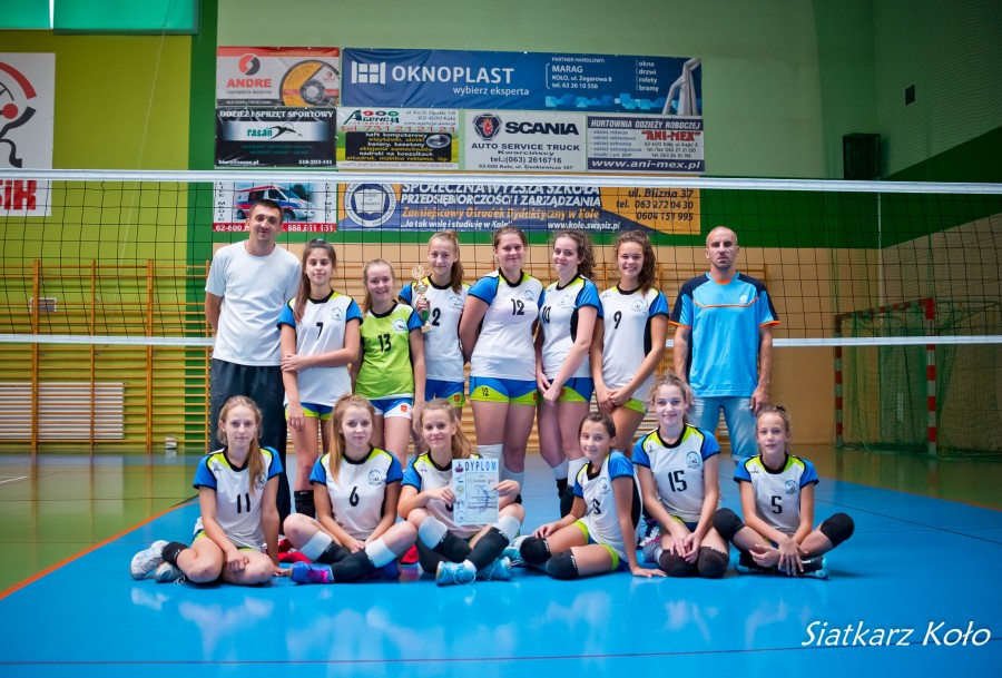 "Młodziczki" z Klubu Sportowego "SIATKARZ" Koło w finale