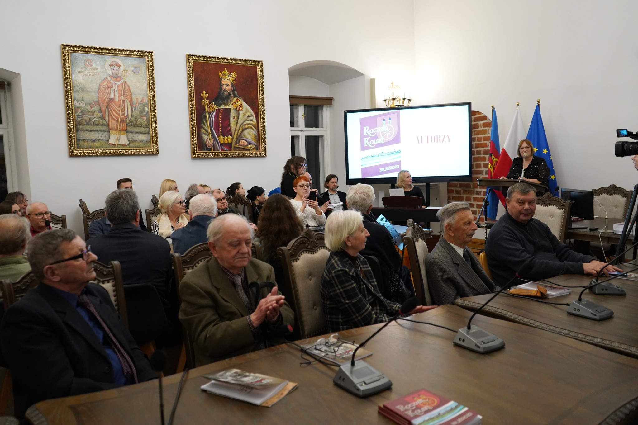 Uczestnicy Promocji 16. numeru 