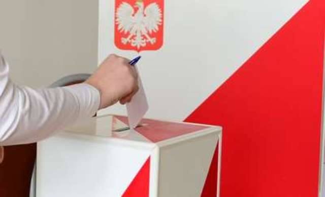 Niedzielne referendum nieważne 