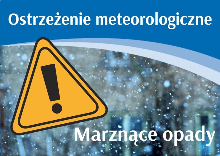 Grafika z napisem ostrzeżenie meteorologiczne, marznące opady. Na grafice widać żółty trójkątny znak ostrzegawczy, w tle zdjęcie gęsto padającego śniegu.