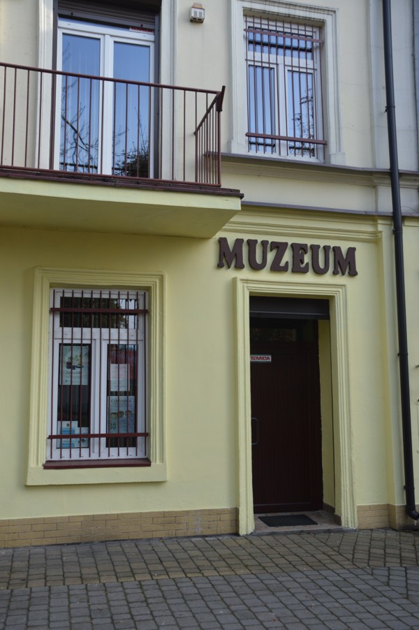 Dobiegły końca prace nad odnowieniem elewacji gmachu MTC 
