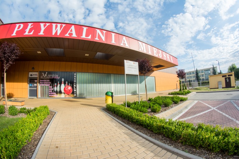 Basen wcześniej otwarty dla klientów!