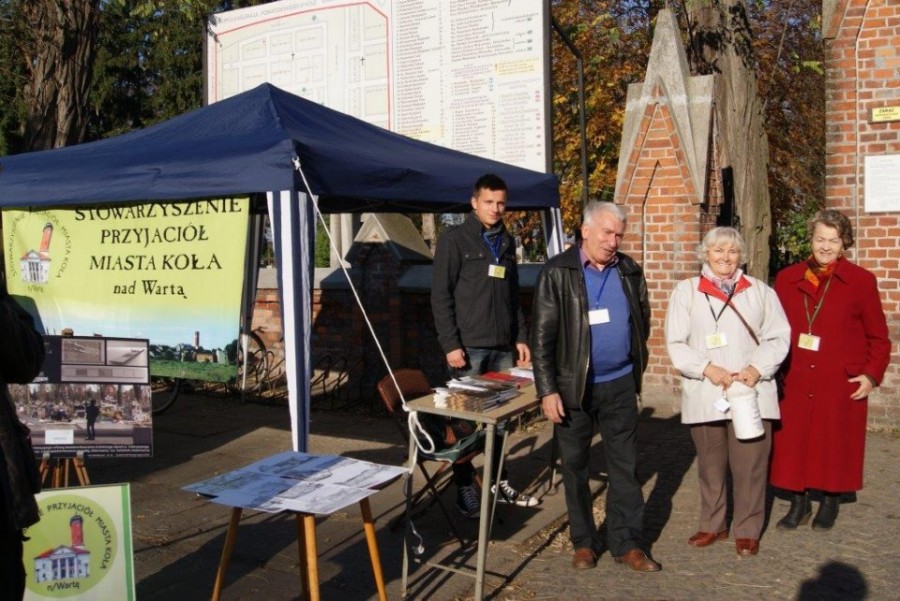 Już po raz 17. będą kwestować na renowację zabytkowych nekropolii