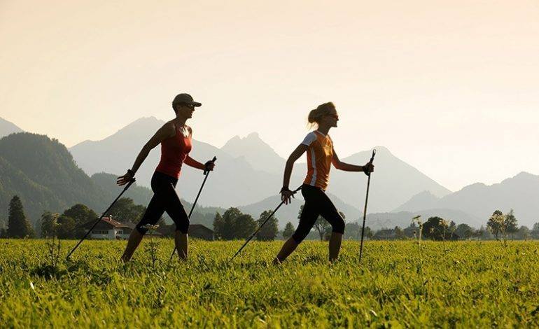 Wakacyjne bezpłatne zajęcia Nordic Walking w Kole!