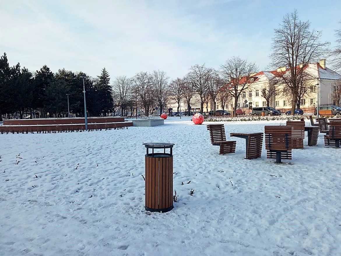 Zdjęcie przedstawia Skwer Wolności w Kole