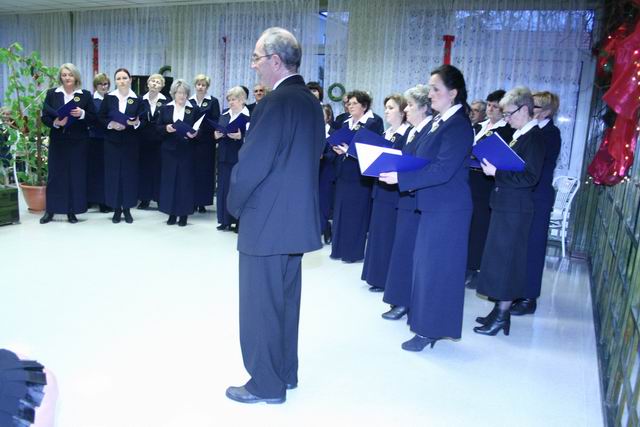 Parafialny Chór „Lutnia” z kolskiej fary wystąpił w DPS