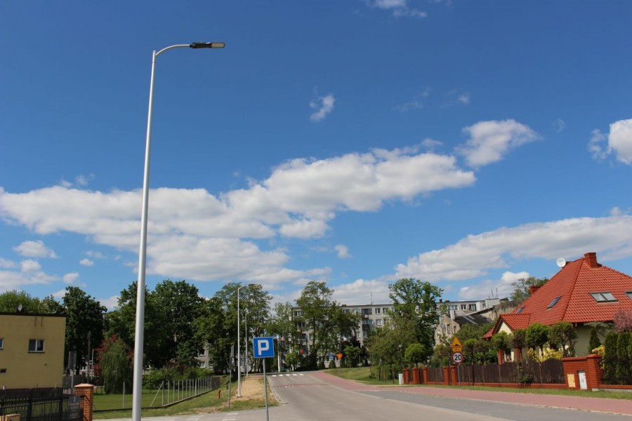 Nowe lampy na ulicy L. Staffa już działają 