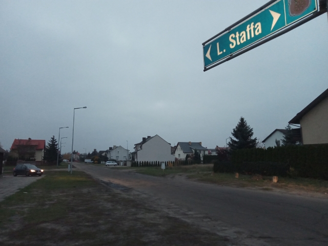 Zdjęcie przedstawia ul. Staffa w Kole.