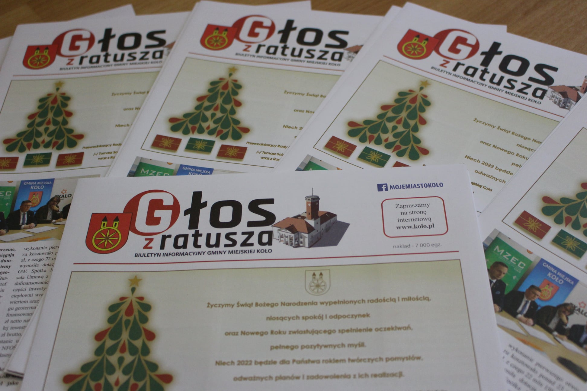 Zdjęcie przedstawia pierwszą stronę Biuletynu Informacyjnego Głos z Ratusza.