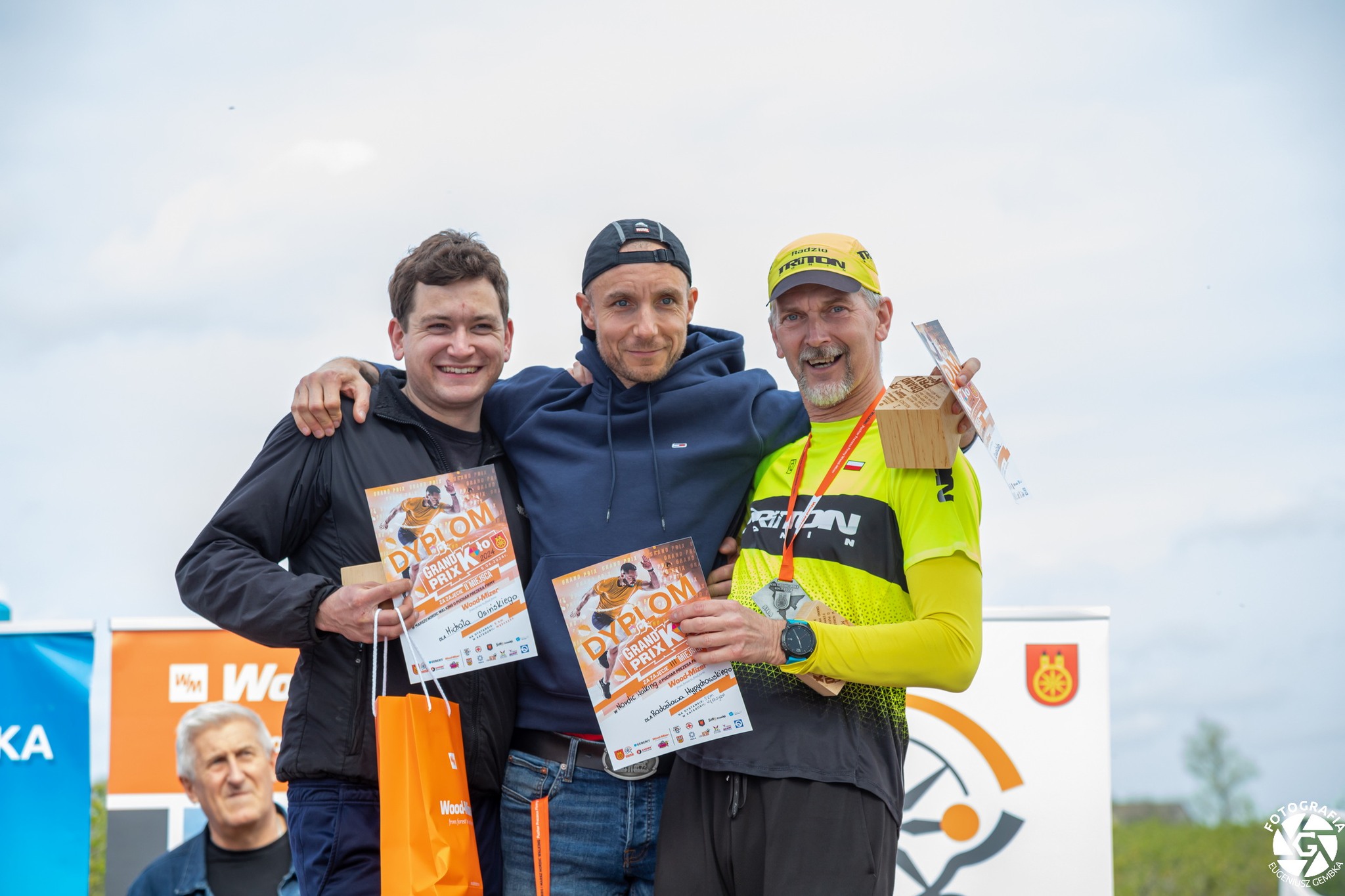 Zwycięzcy na podium drugiego biegu z cyklu Grand Prix Koło 2024 